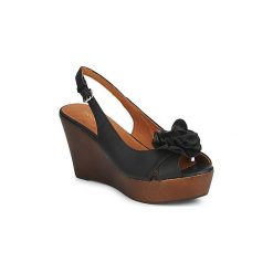 Sandały Moda In Pelle PECAN. Czarne sandały damskie marki Moda In Pelle, bez wzorów, bez obcasa, bez zapięcia. Za 255,20 zł.