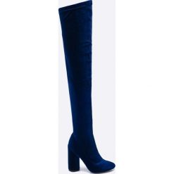 Public Desire - Kozaki. Niebieskie botki damskie lity marki Public Desire, z materiału, z okrągłym noskiem. W wyprzedaży za 129,90 zł.