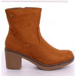 Brązowe Botki na kauczukowym obcasie camel 8B852 Camel. Pomarańczowe botki damskie ButyModne, z kauczuku, eleganckie, bez obcasa, na zamek. W wyprzedaży za 139,00 zł.