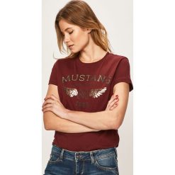 Mustang - T-shirt. Brązowe bluzki damskie Mustang, s, z nadrukiem, z bawełny, z okrągłym kołnierzem. W wyprzedaży za 49,90 zł.