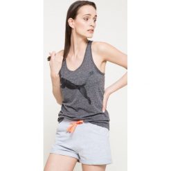 Puma - Top. Szare topy sportowe damskie Puma, xs, z nadrukiem, z dzianiny, z okrągłym kołnierzem. W wyprzedaży za 89,90 zł.