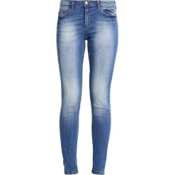 JDY JDYSKINNY Jeans Skinny Fit medium blue denim. Niebieskie jeansy damskie relaxed fit marki JDY, z bawełny. Za 129,00 zł.