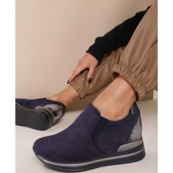 Granatowe Sneakersy Celano. Niebieskie sneakersy damskie Renee. Za 139,99 zł.
