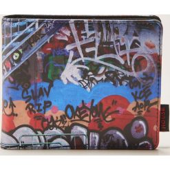 Portfele męskie: Portfel z nadrukiem graffiti – Niebieski
