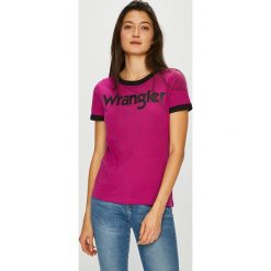 Wrangler - Top. Różowe topy damskie marki Wrangler, s, z nadrukiem, z bawełny, z okrągłym kołnierzem. Za 99,90 zł.
