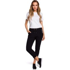 Czarne Dresowe Spodnie 7/8 z Lampasem. Spodnie damskie Molly.pl. Za 125,90 zł.