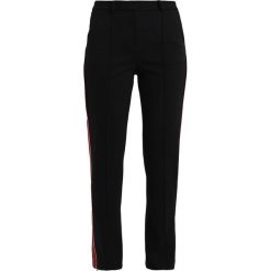 Spodnie dresowe damskie: one more story Spodnie treningowe black/multicolor