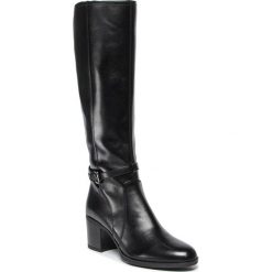 Kozaki GEOX - D Glynna D D943CD 043BC C9999 Black. Czarne kozaki damskie Geox, ze skóry ekologicznej, bez obcasa, na obcasie, bez zapięcia. W wyprzedaży za 449,00 zł.