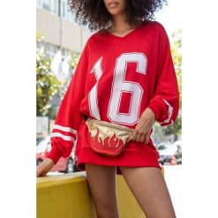 Bluza damska ZELGA. Czerwone bluzy sportowe damskie uniwersalny, z nadrukiem. W wyprzedaży za 69,00 zł.
