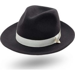 KAPELUSZ Emporio Armani. Czarne kapelusze damskie z aplikacjami, z wełny. Za 559,00 zł.