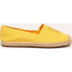 Tommy Hilfiger - Espadryle. Żółte espadryle damskie TOMMY HILFIGER, bez wzorów, ze skóry, bez obcasa, na obcasie. W wyprzedaży za 239,90 zł.