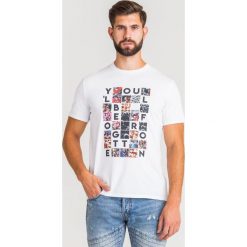 T-SHIRT Just Cavalli. Białe t-shirty męskie xxl, z nadrukiem, z bawełny, z okrągłym kołnierzem. Za 335,40 zł.
