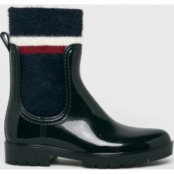 Tommy Hilfiger - Kalosze. Niebieskie kalosze damskie TOMMY HILFIGER, bez wzorów, z materiału. W wyprzedaży za 269,90 zł.