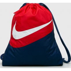 Nike Sportswear - Plecak. Czarne plecaki męskie Nike Sportswear, z nadrukiem, z poliesteru. W wyprzedaży za 49,90 zł.