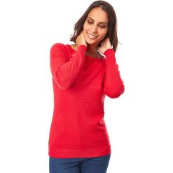 Sweter w kolorze czerwonym. Czerwone swetry damskie L'étoile du cachemire, bez wzorów, z kaszmiru, klasyczne, bez rękawów, bez kaptura. W wyprzedaży za 89,95 zł.