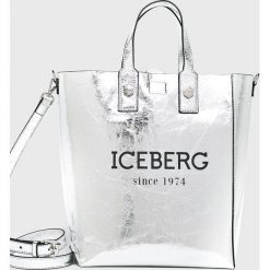 Iceberg - Torebka skórzana. Szare torby damskie na zakupy Iceberg, w paski, ze skóry, na ramię, z nadrukiem, bez dodatków. W wyprzedaży za 1149,00 zł.