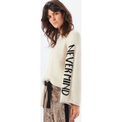 Sweter - Kremowy. Białe swetry klasyczne damskie Reserved, l. Za 119,99 zł.