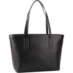Torebka COCCINELLE - EC6 Dione Saffiano E1 EC6 11 03 01 Noir 001. Czarne torebki klasyczne damskie Coccinelle, bez wzorów, ze skóry, klasyczne, bez dodatków. W wyprzedaży za 799,00 zł.