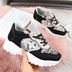 Buty sportowe na grubej podeszwie wężowe czarne McKeylor - czarny. Czarne buty sportowe damskie McKeylor, bez wzorów, sportowe. Za 99,99 zł.