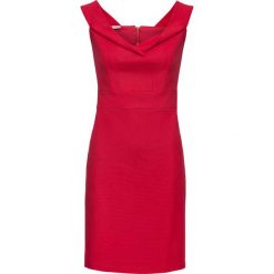 Sukienka ołówkowa z dekoltem carmen bonprix czerwony. Czerwone sukienki damskie bonprix, bez wzorów, eleganckie, bez kołnierzyka, bez rękawów, ołówkowe. Za 149,99 zł.