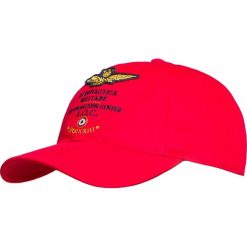 Czapka AERONAUTICA MILITARE Czerwony. Czerwone czapki męskie marki Aeronautica Militare, z haftami, z tkaniny. Za 200,00 zł.