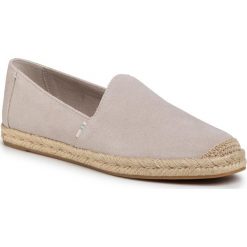 Espadryle TOMS - Pismo 10015102 Cloud Grey Suede. Brązowe espadryle damskie Toms, bez wzorów, ze skóry, bez obcasa, na płaskiej podeszwie. Za 299,00 zł.