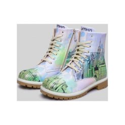 Botki traperki wegańskie Nowy Jork Mumka. Różowe botki damskie Mumka, ze skóry, eleganckie, na wysokim obcasie, na sznurówki. Za 299,00 zł.