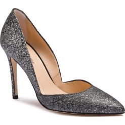 Szpilki SOLO FEMME - 34260-A8-I79/020-04-00 Czarno Srebrny. Szare półbuty damskie Solo Femme, bez wzorów, ze skóry, eleganckie, bez obcasa, na obcasie, bez zapięcia. W wyprzedaży za 239,00 zł.