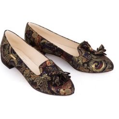 Kolorowe baleriny w szpic - skóra naturalna - model 045 - kolor złota mozaika. Żółte baleriny damskie Zapato, bez wzorów, z jeansu, klasyczne, bez obcasa, na obcasie. W wyprzedaży za 173,40 zł.