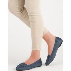 KLASYCZNE GRANATOWE MOKASYNY. Niebieskie mokasyny damskie SMALL SWAN, bez wzorów, klasyczne, bez obcasa, bez zapięcia. Za 52,90 zł.