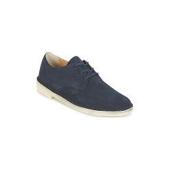 Buty Clarks Desert Crosby. Niebieskie trampki męskie Clarks, bez wzorów, bez zapięcia. Za 471,76 zł.