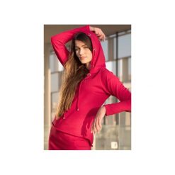 CZERWONA BLUZA Z KAPTUREM I SREBRNYMI KÓŁKAMI. Czerwone bluzy damskie z kapturem marki Bien fashion, z bawełny. Za 129,00 zł.