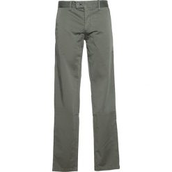 Spodnie w kolorze khaki. Brązowe spodnie męskie Pepe Jeans, Mexx, Pierre Cardin, na co dzień, m, w paski. W wyprzedaży za 219,95 zł.