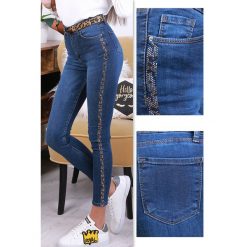 Jeansy REBECA. Niebieskie jeansy damskie Jeansy REBECA. W wyprzedaży za 59,00 zł.