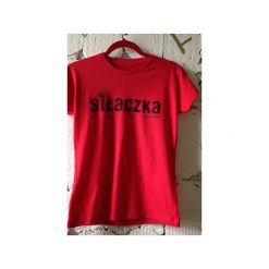 Siłaczka. Czerwone t-shirty damskie marki Kurdemol, s, bez wzorów, z dresówki, z dekoltem na plecach. Za 75,00 zł.