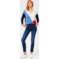 Jeansy typu regular. Niebieskie jeansy damskie Moodo, xl. Za 79,99 zł.