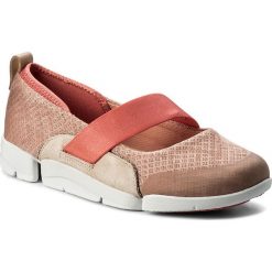 Półbuty CLARKS - Tri Allie 261310974 Pink Combi. Różowe półbuty damskie Clarks, na co dzień, bez wzorów, ze skóry, bez obcasa, na płaskiej podeszwie, bez zapięcia. W wyprzedaży za 249,00 zł.