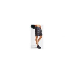 Spodenki fitness kardio męskie FST 500 czarno-szare AOP. Szare spodenki sportowe męskie DOMYOS, m, bez wzorów, z elastanu, sportowe, na fitness i siłownię. Za 59,99 zł.