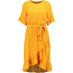 Soaked in Luxury CHARLIE DRESS Sukienka letnia cadmium yellow. Żółte sukienki letnie marki Soaked in Luxury, xs, z materiału. Za 419,00 zł.