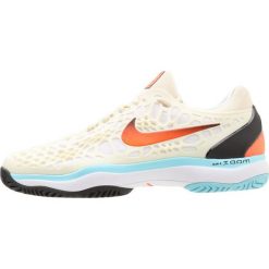 Buty trekkingowe męskie: Nike Performance AIR ZOOM CAGE 3 HC Obuwie do tenisa Outdoor light cream/hyper crimson/black