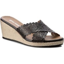 Espadryle GINO ROSSI - Awena DL889M-TWO-BG00-9900-0 99. Czarne espadryle damskie Gino Rossi, bez wzorów, ze skóry, bez obcasa, na obcasie. W wyprzedaży za 189,00 zł.