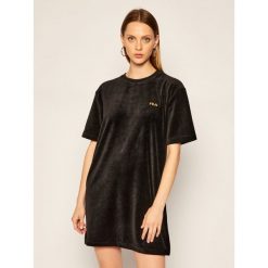 Sukienka dzianinowa Fila Satinka Velvet 688395. Czarne sukienki damskie Fila, m, bez wzorów, z dzianiny, bez kołnierzyka, bez rękawów. Za 259,00 zł.