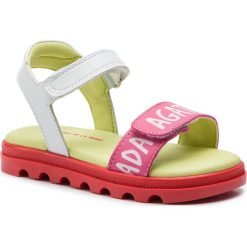 Sandały AGATHA RUIZ DE LA PRADA - 192945 B/Blanco Y Chicle. Różowe sandały dziewczęce marki Agatha Ruiz de la Prada, ze skóry ekologicznej, bez zapięcia. Za 249,00 zł.