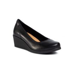 GO SOFT ARC-295-01 Czarny. Czarne półbuty damskie GO SOFT, bez wzorów, ze skóry, bez obcasa, bez zapięcia. Za 159,99 zł.
