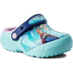 Kapcie damskie: Kapcie CROCS – Funlab Lined Frozen Clog 204705 Ice Blue