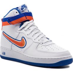 Buty NIKE - Air Force 1 High '07 Lv 8 Sport AV3938 100 White/Team Orange/Game Royal. Białe buty sportowe męskie Nike, ze skóry ekologicznej, bez zapięcia, Nike Air Force. W wyprzedaży za 419,00 zł.