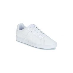 Buty Dziecko Nike COURT ROYALE GRADE SCHOOL. Białe trampki dziewczęce Nike, bez wzorów, bez zapięcia. Za 219,00 zł.