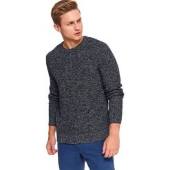 Sweter strukturalny z melanżowej przędzy. Niebieskie swetry męskie Top Secret, na zimę, m, bez wzorów, z dzianiny, z okrągłym kołnierzem, bez kaptura. W wyprzedaży za 89,99 zł.