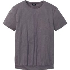 T-shirt ze specjalnym krojem na wys. brzucha bonprix szary. Szare t-shirty męskie bonprix, s, w paski, bez kołnierzyka. Za 42,99 zł.