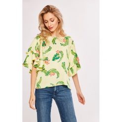 Vero Moda - Top Kate. Szare topy damskie Vero Moda, l, z poliesteru, z okrągłym kołnierzem. W wyprzedaży za 89,90 zł.